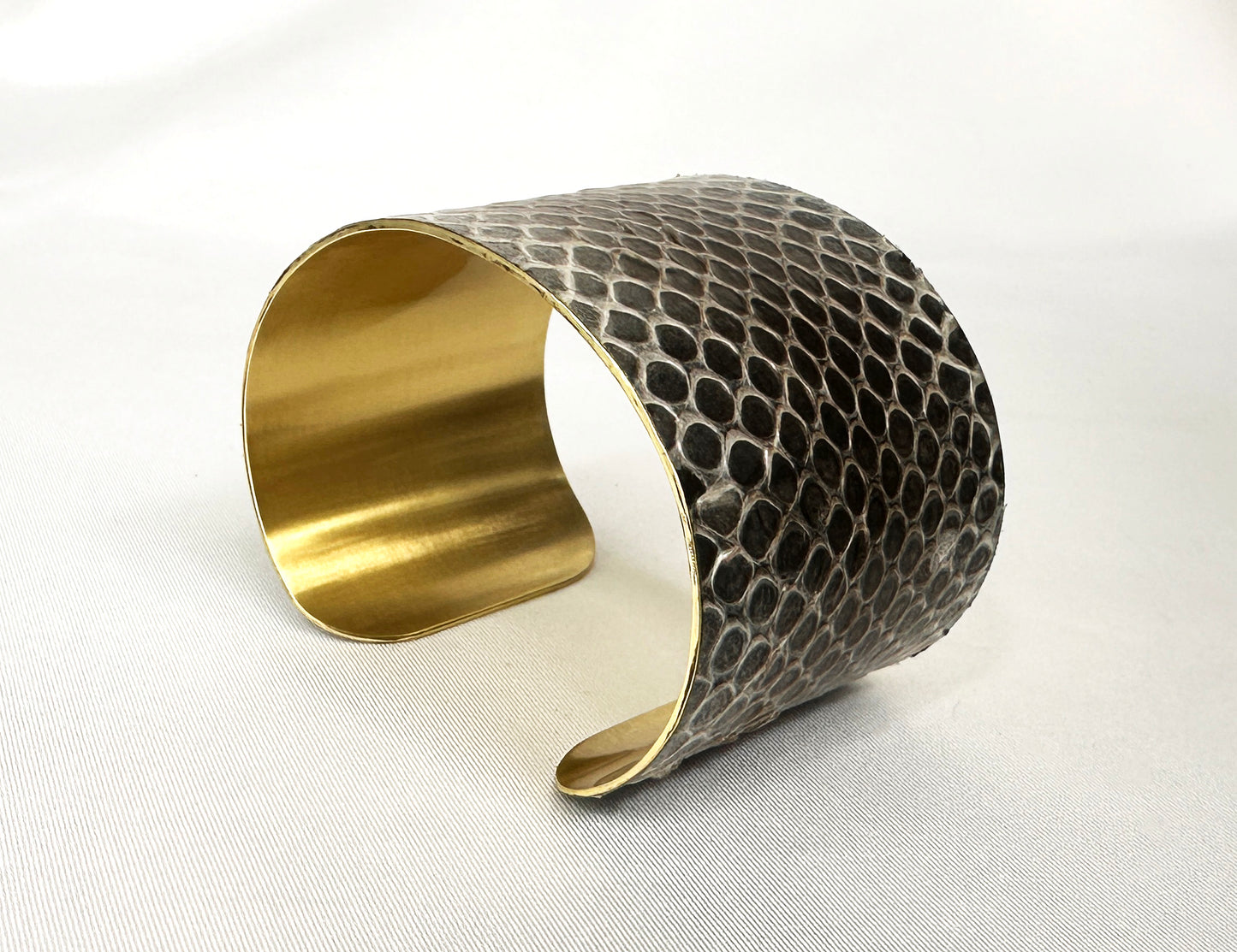 1.75" Antiqued Brass Snake Shed Cuff Bracelet (Baron's Racer)