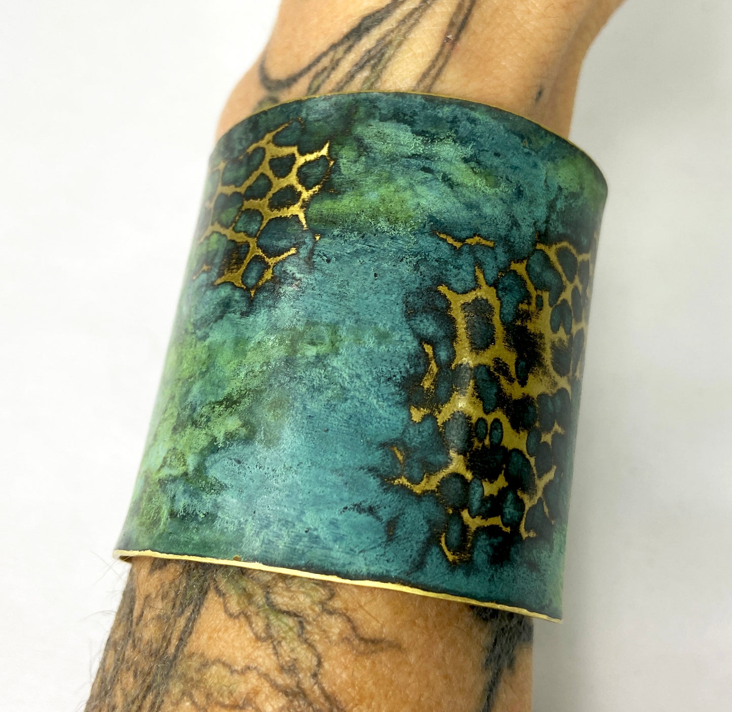 Wide Hammered Tiffany Green "Crackle" Brass Cuff Bracelet