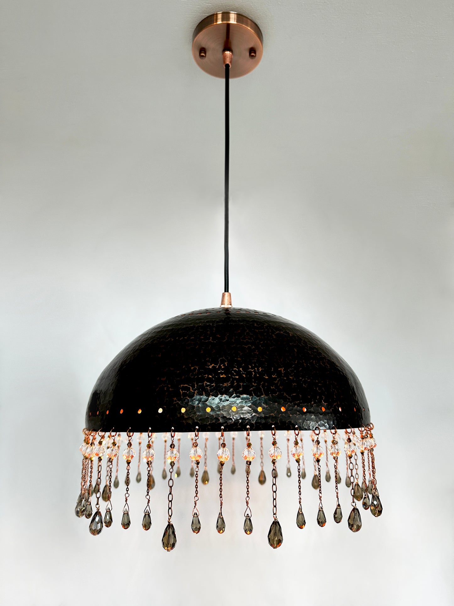 Antique Crackle/Shadow-Casting Crystal Pendant Lamp